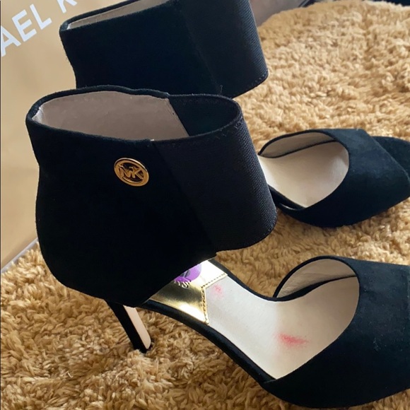 MICHEAL Micheal kors black seude sandals - Picture 3 of 7